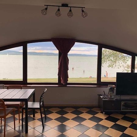Szines Panorama Apartman Balatonlelle Ngoại thất bức ảnh