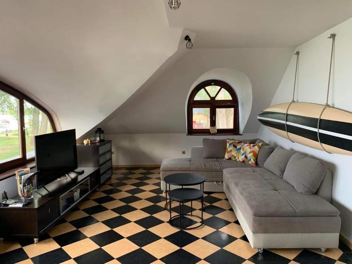 Szines Panorama Apartman Balatonlelle Ngoại thất bức ảnh