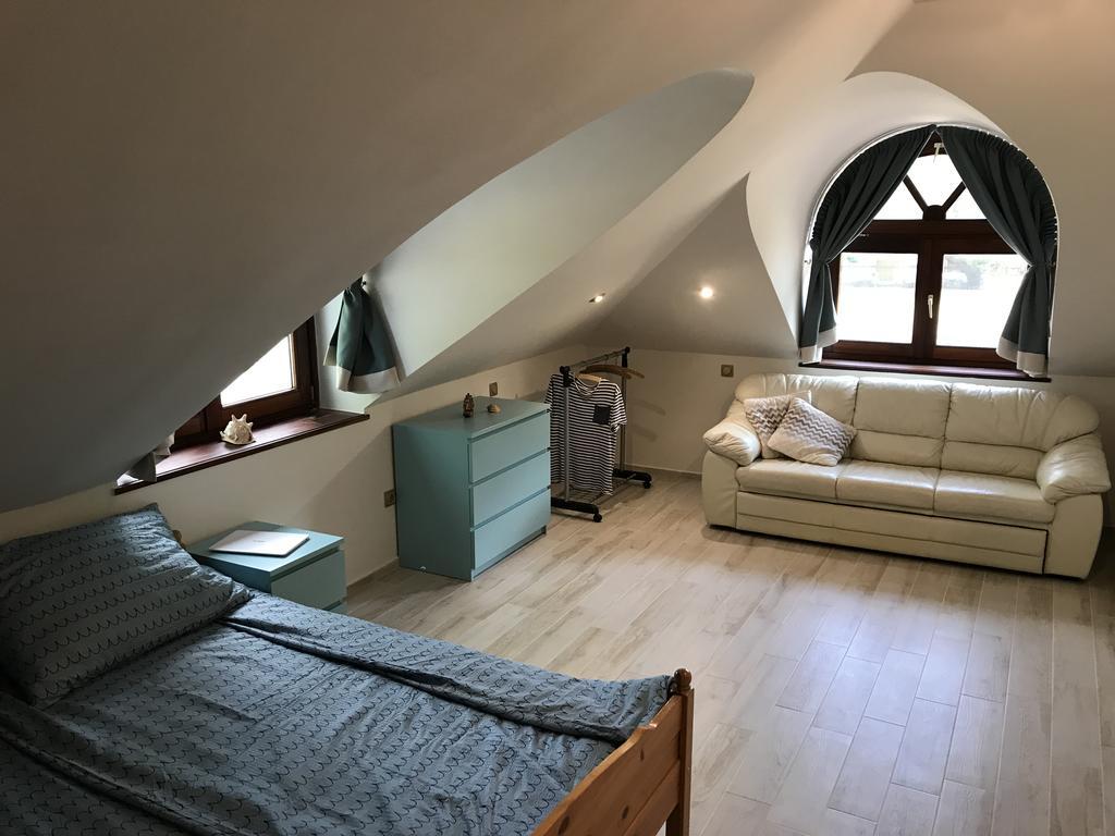 Szines Panorama Apartman Balatonlelle Ngoại thất bức ảnh